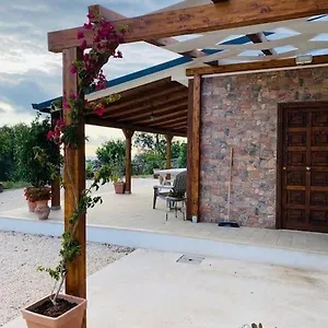 Chalet In Campagna, Partanna
